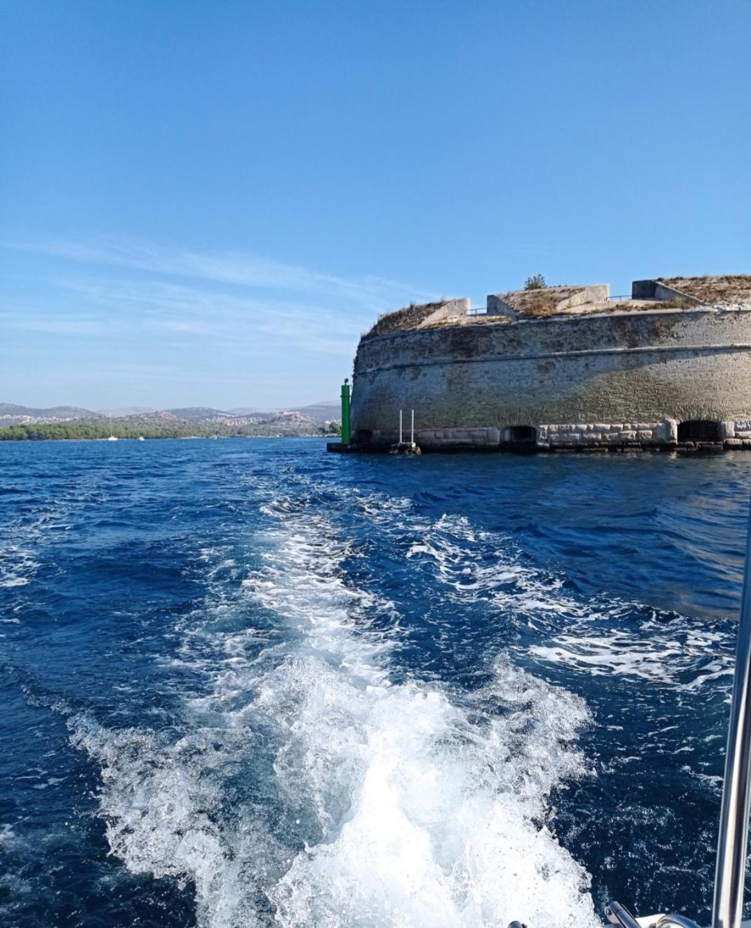 Villa Kuca Za Odmor Eni **** Šibenik Exterior foto