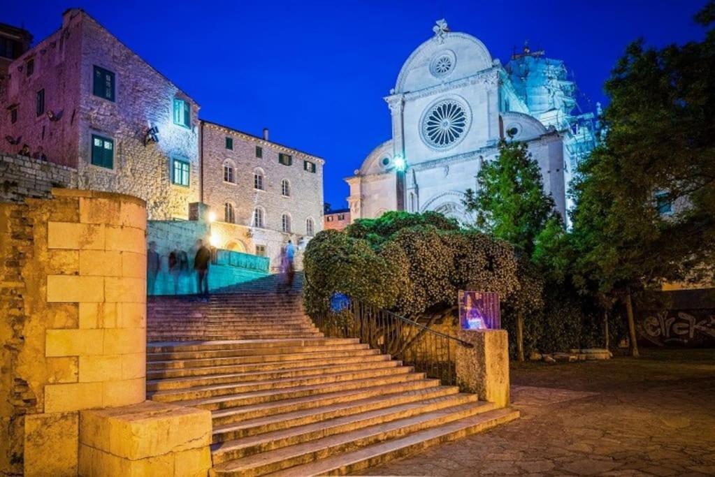 Villa Kuca Za Odmor Eni **** Šibenik Exterior foto